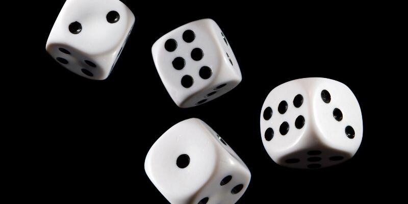 Xóc Đĩa Live Cuốn Hút Với Trải Nghiệm Chia Bài Thật